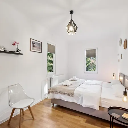 Krelax Black Forest - 3 Bedrooms - 6 Guests - Terrace - Parking - Smart Tv - Near Thermal Baths - Nature Διαμέρισμα Bad Wildbad