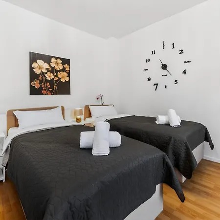 Krelax Black Forest - 3 Bedrooms - 6 Guests - Terrace - Parking - Smart Tv - Near Thermal Baths - Nature