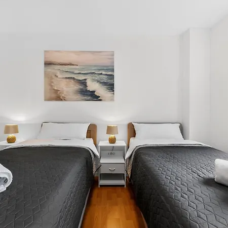Krelax Black Forest - 3 Bedrooms - 6 Guests - Terrace - Parking - Smart Tv - Near Thermal Baths - Nature Διαμέρισμα Bad Wildbad
